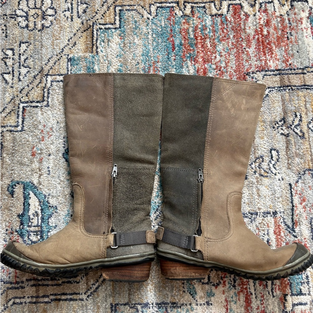 Sorel Two-Toned Brown Water-Resistant Boots